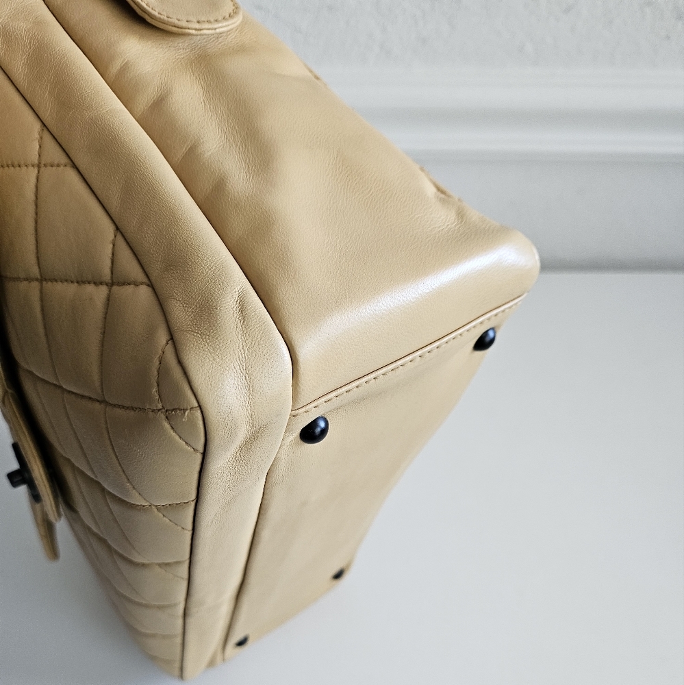 Chanel Beige Quilted Flap Bag - Picture 10 of 13